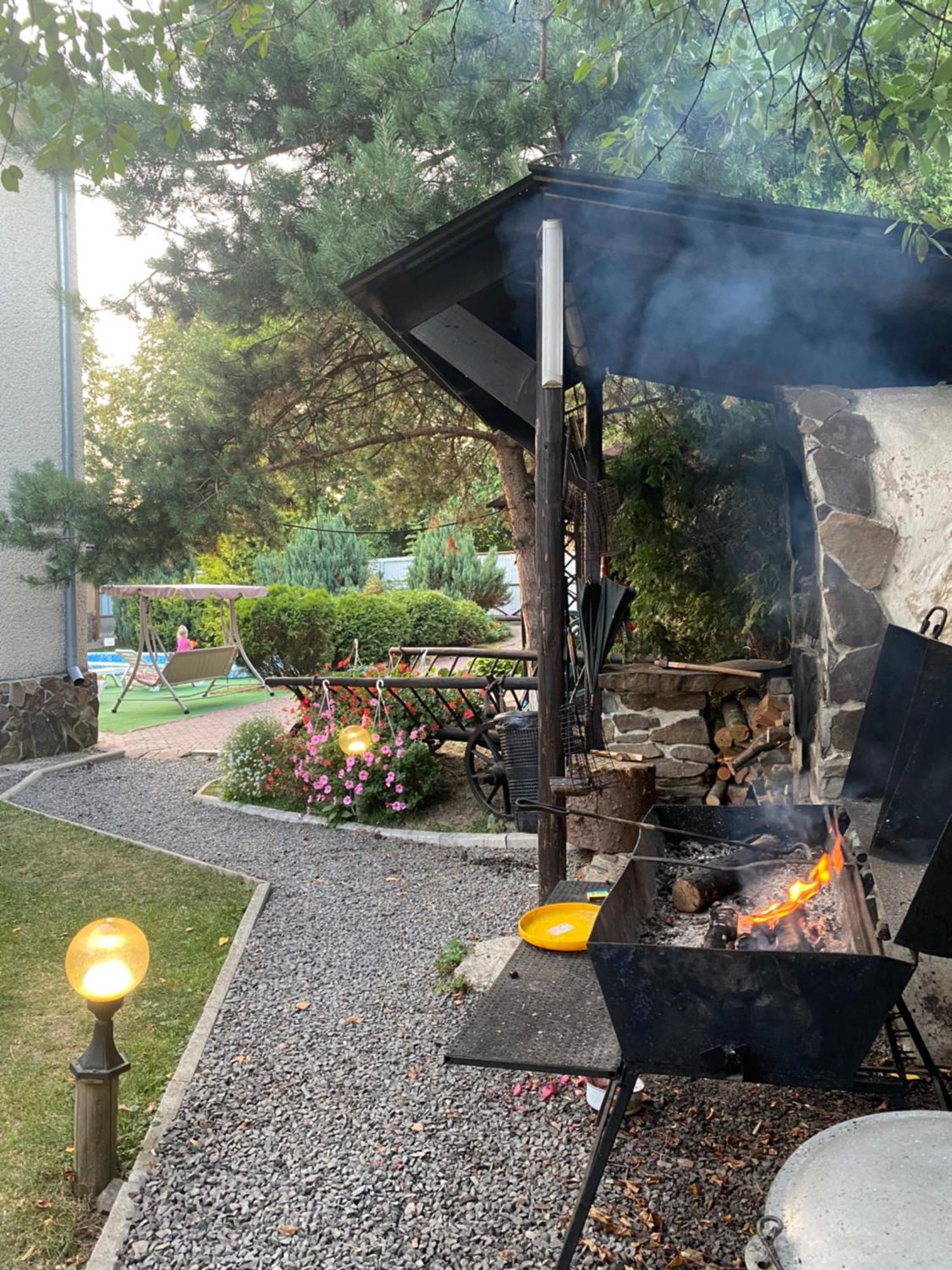 Guest House Shulc Mizhhirya  Dış mekan fotoğraf